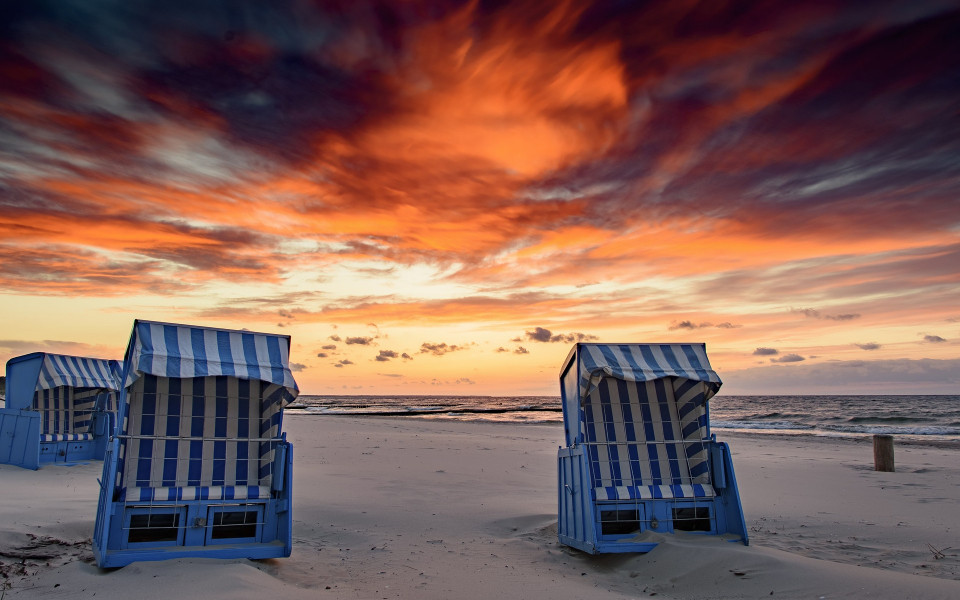 Strandkörbe am Strand der Nordsee